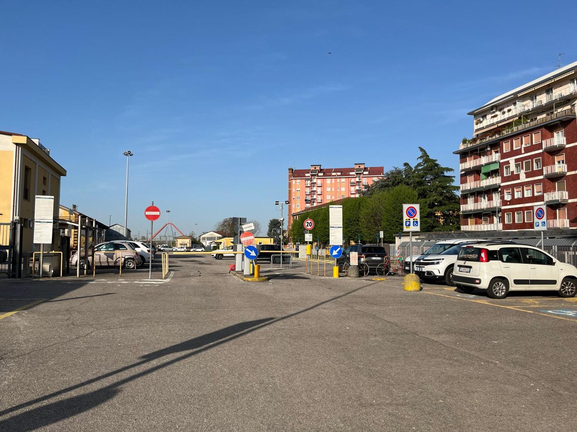 Pole Position Rho Milano - Strategic To City, Fair, Mind, San Siro Exterior foto